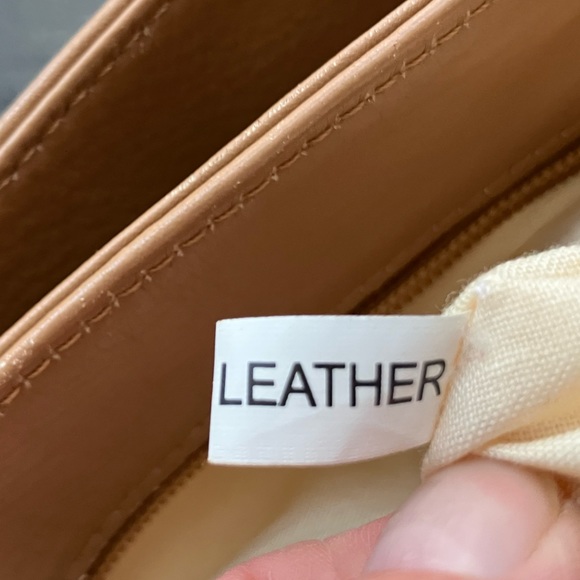 SALE!🌺 Desmo Handbag Made in Italy - Picture 6 of 7